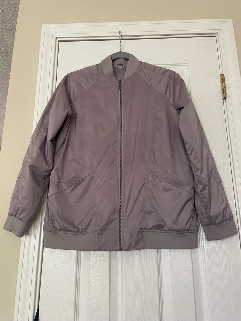 Lululemon Non Stop Bomber Jacket Mauve Taupe Primaloft Insulated Full Zip Size 6